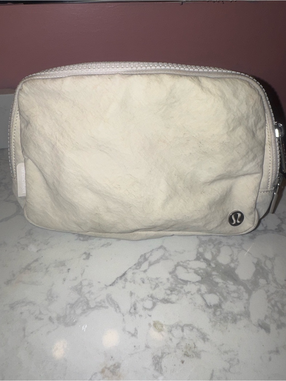 Lululemon 2L Cream Belt bag